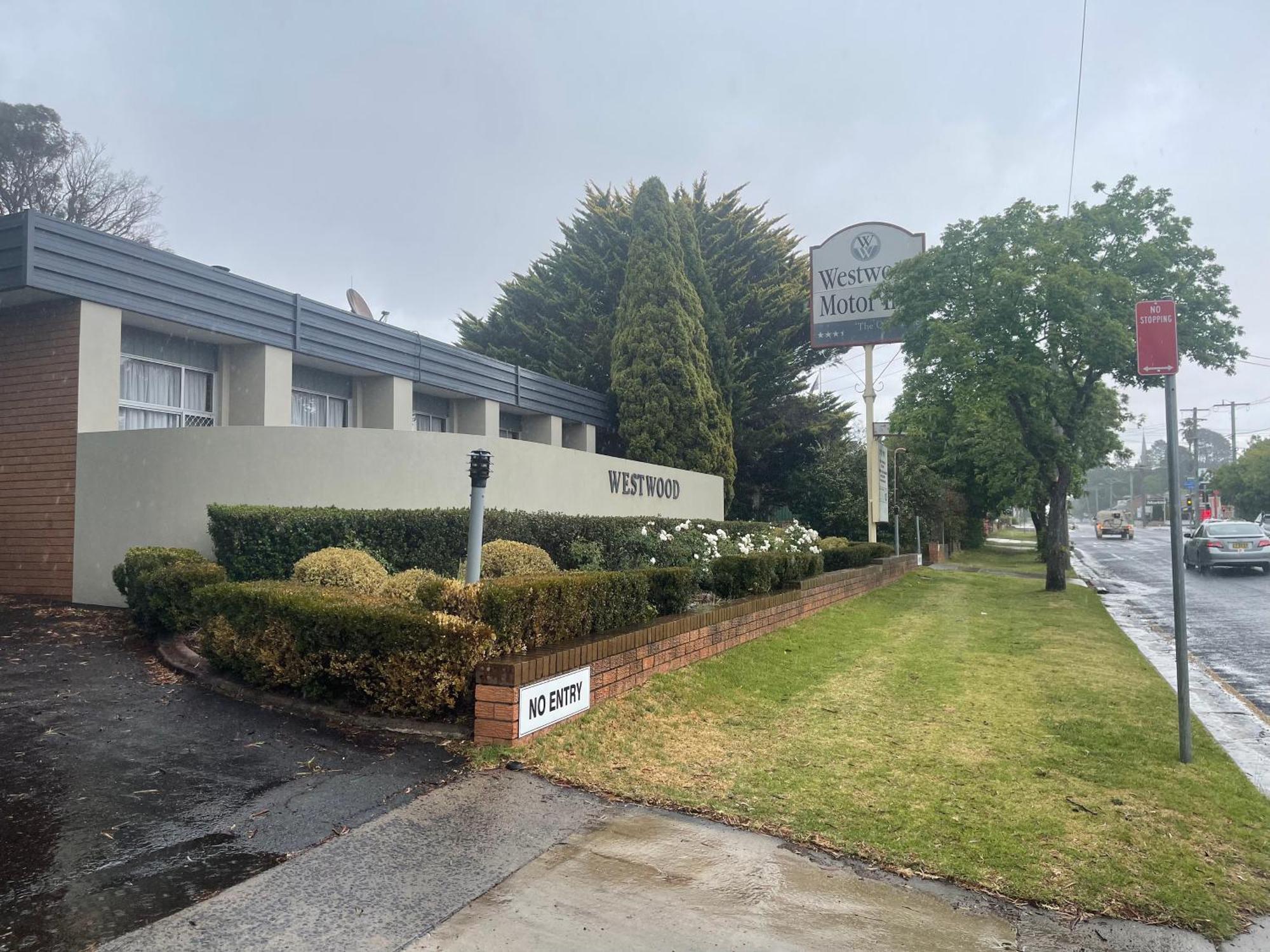 Westwood Motor Inn Armidale Exterior photo