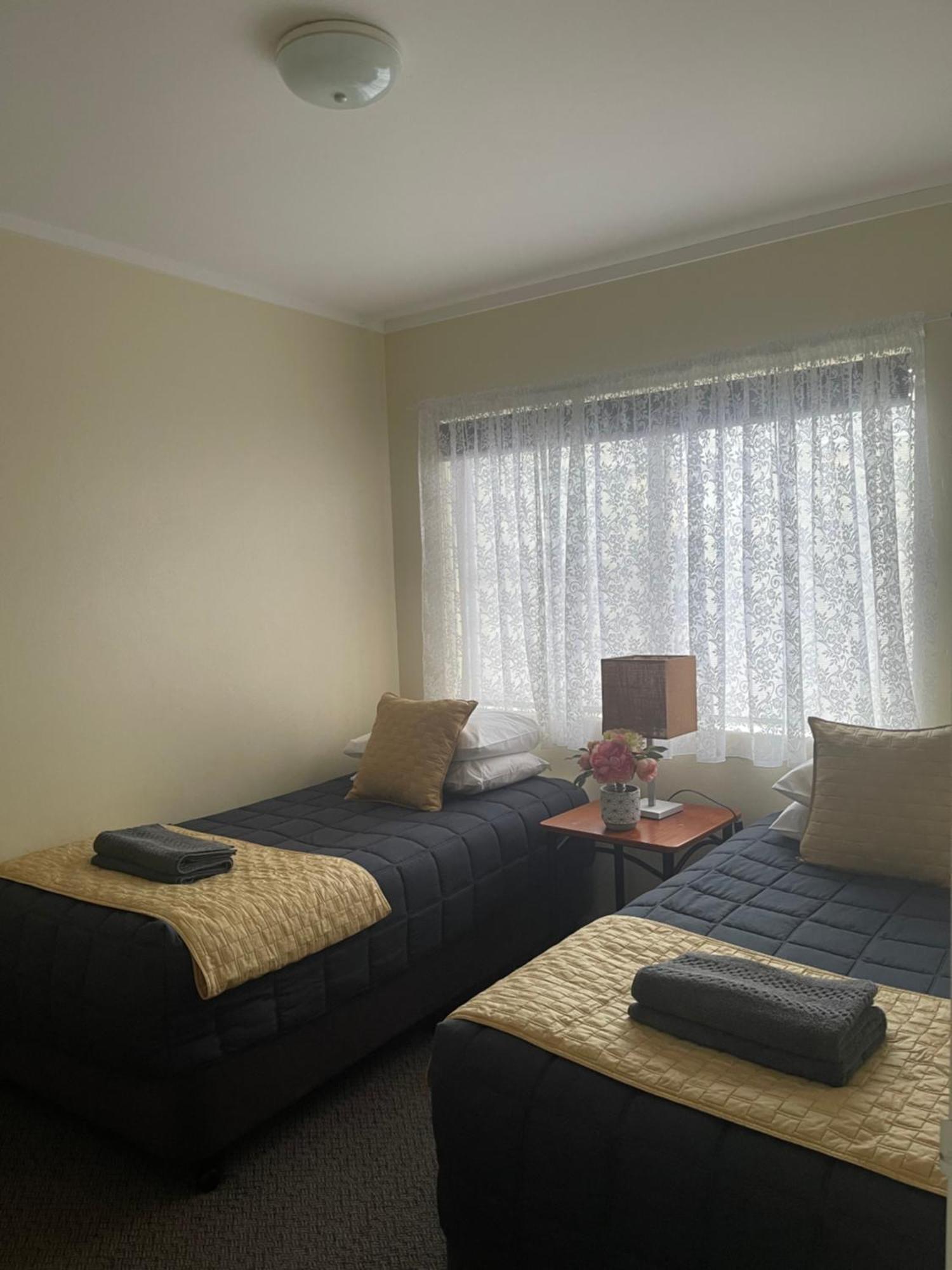 Westwood Motor Inn Armidale Exterior photo
